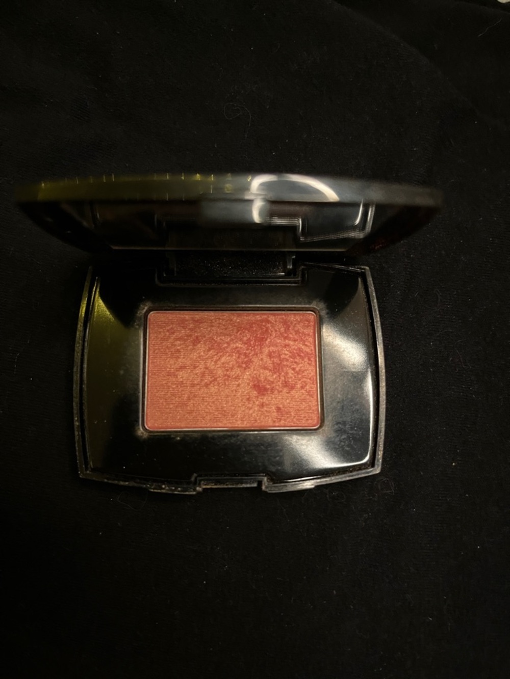 Lancôme Coral-Peach Pressed Blush in Blushing Tresor